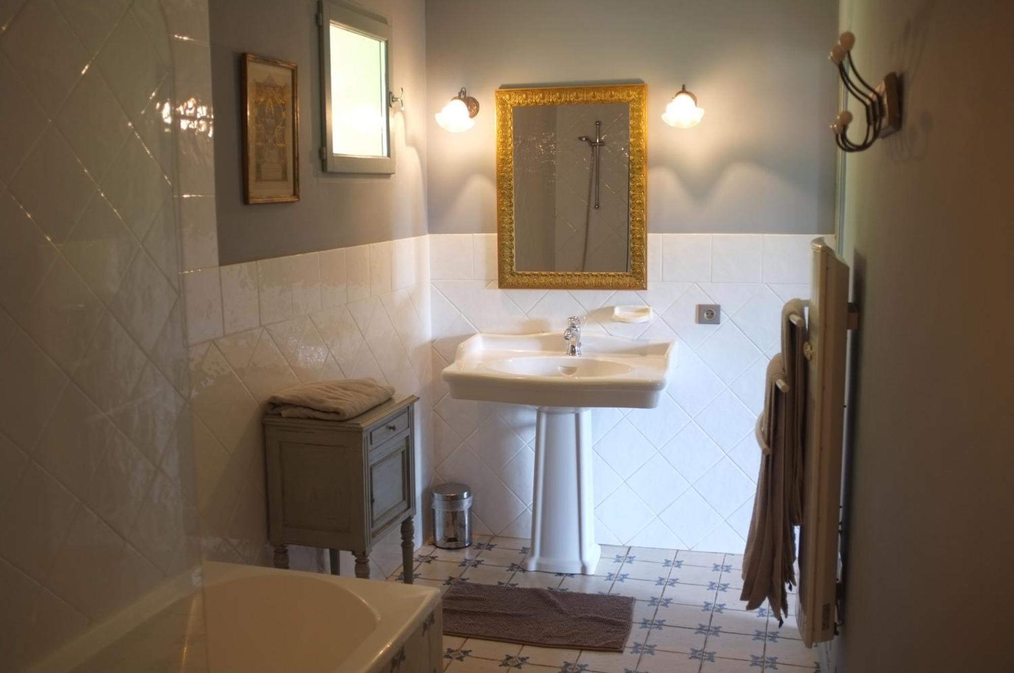 Nabat Le Haut, Chambre Et Table D'Hotes Courniou Екстериор снимка