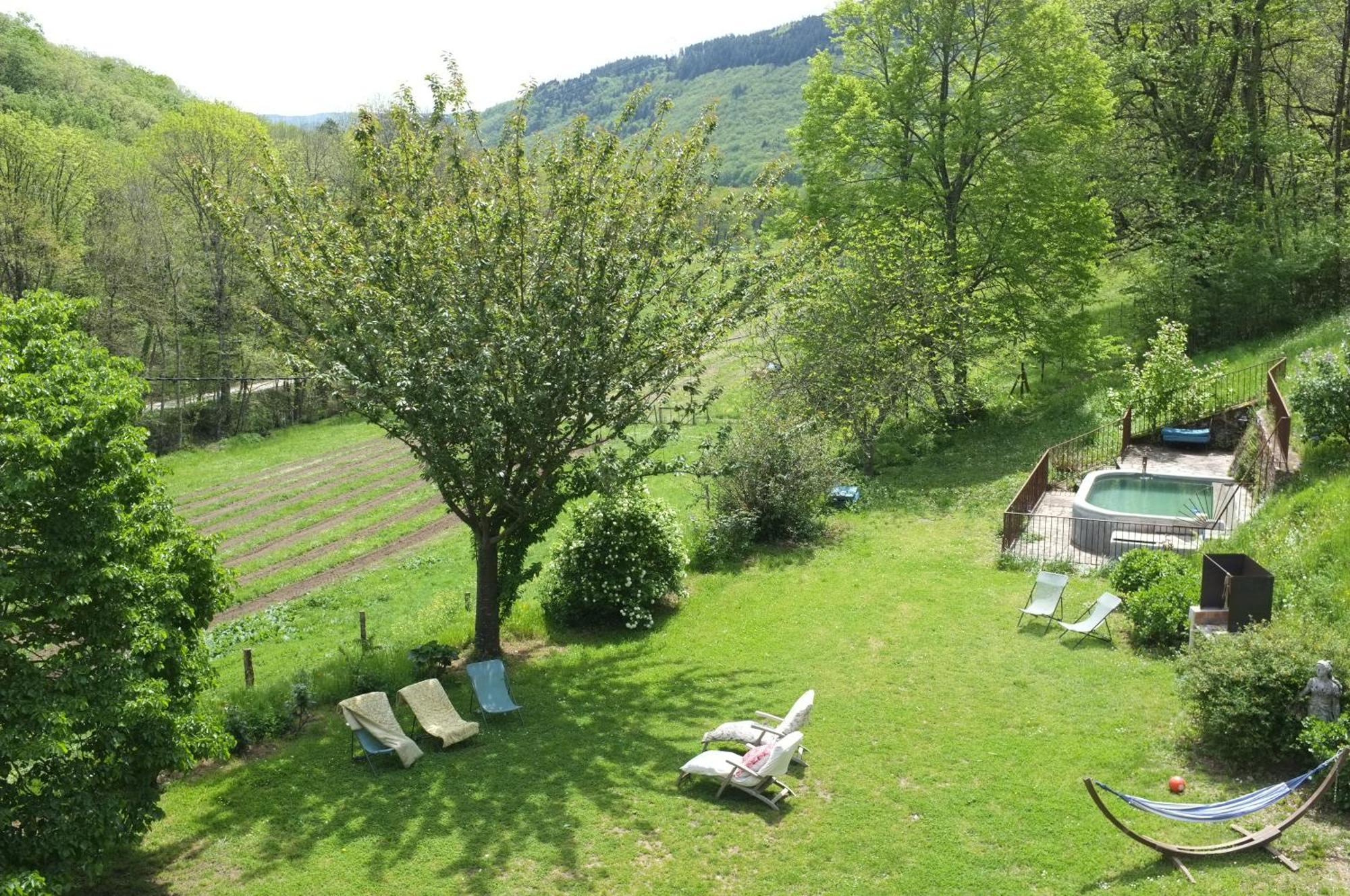 Nabat Le Haut, Chambre Et Table D'Hotes Courniou Екстериор снимка